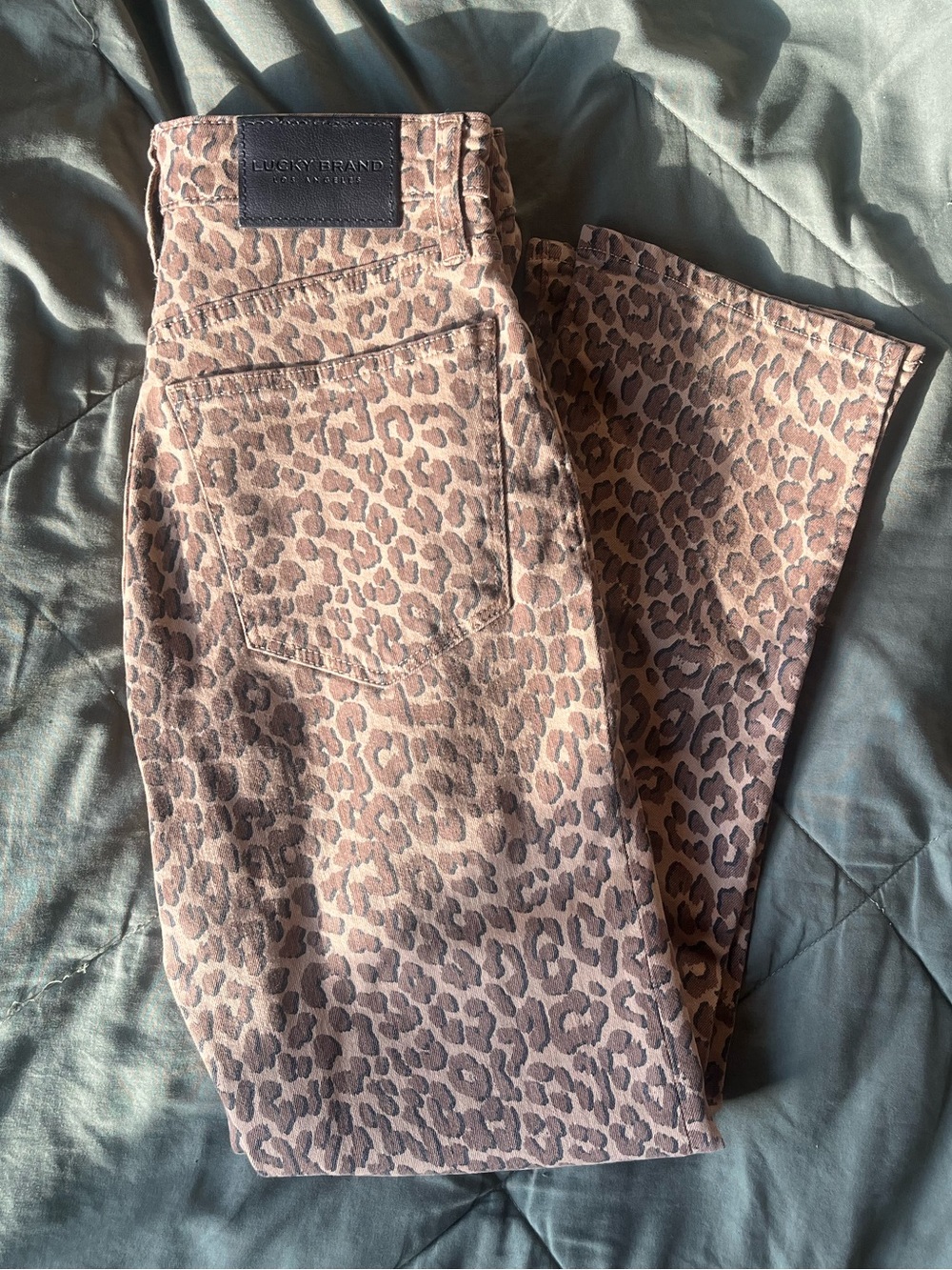 Lucky Brand High-Rise Slim Leopard Print Jeans